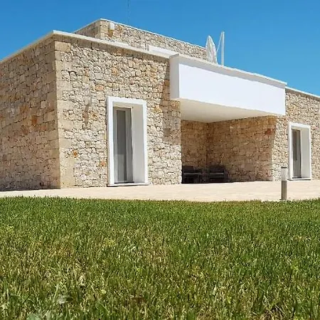 Malaspina Luxury Pool Villa *