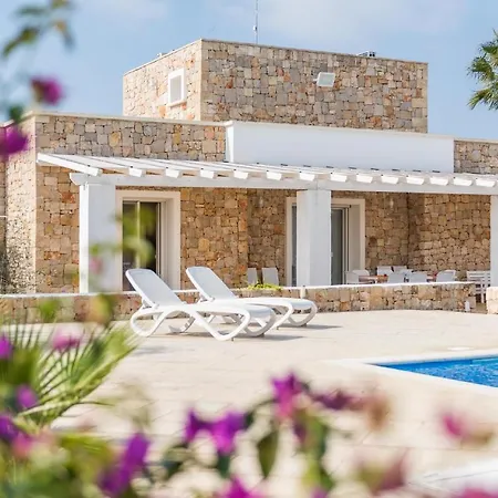 Malaspina Luxury Pool *